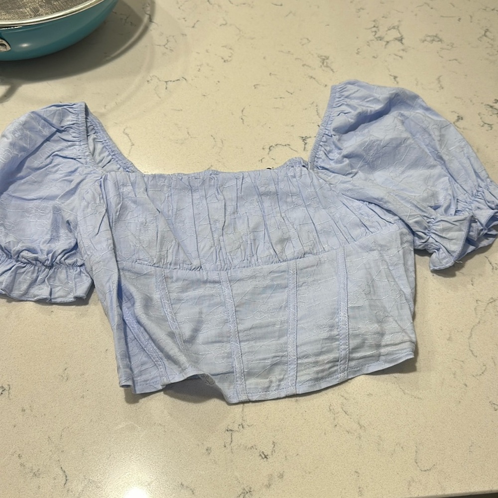 Blue size small cider top